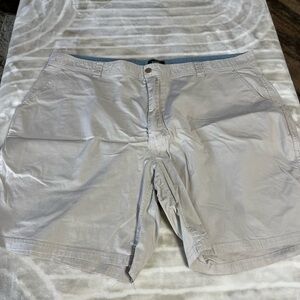 Woolrich 44 Men's Casual Tan Shorts